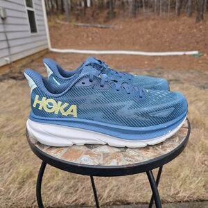 Hoka Clifton 9 1127895 MOBS Midnight Ocean Running Shoes Sneakers Men Size 9.5 D